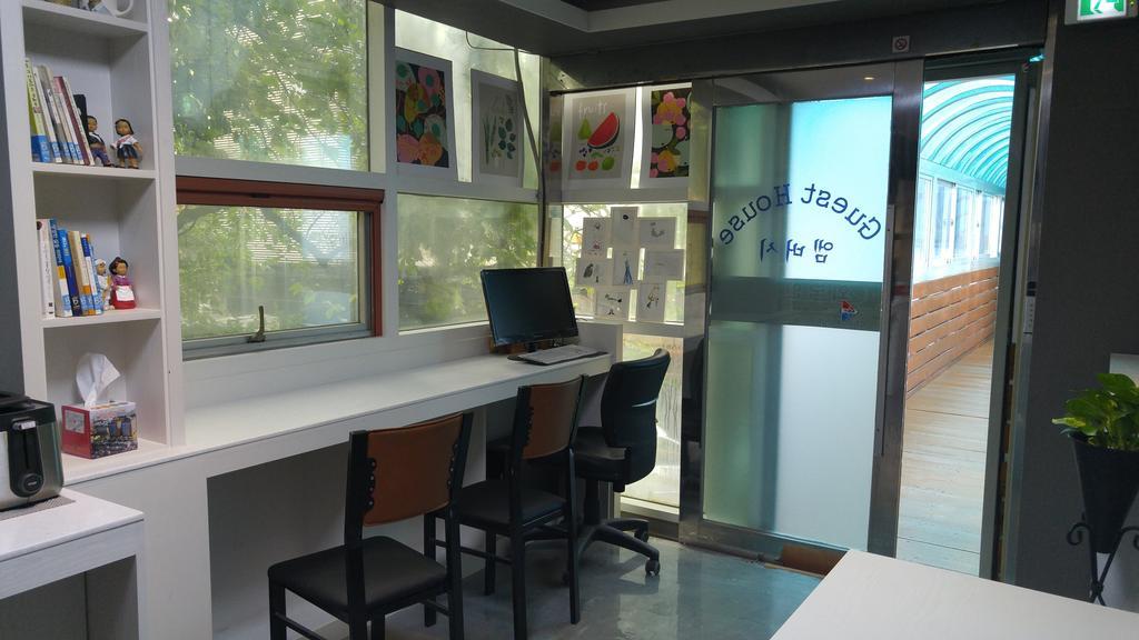 Embassy Guesthouse Itaewon 서울특별시 외부 사진
